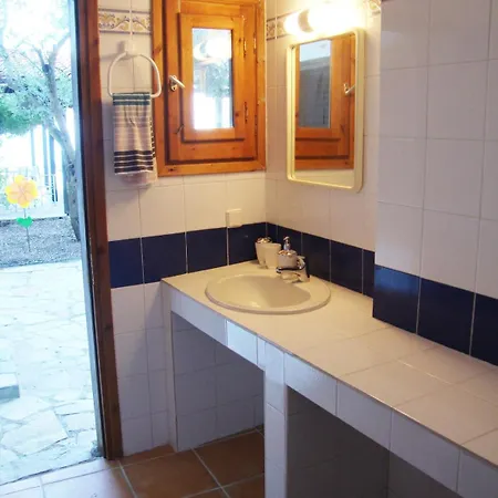 Vila Reina's House By The Sea