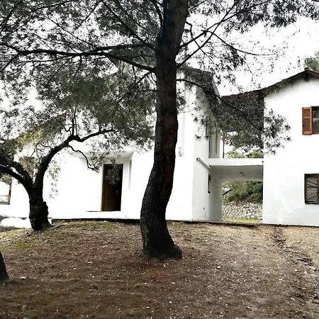 Reina's House By The Sea Villa *