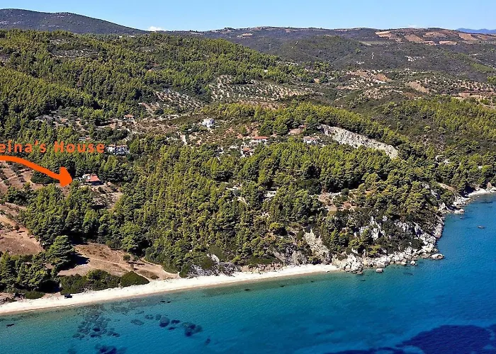 Reina's House By The Sea