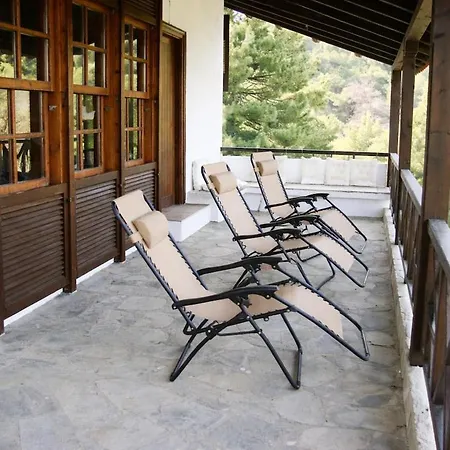 Reina's House By The Sea